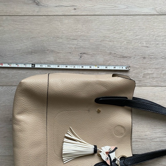 Cute Neutral Tote - Picture 12 of 16